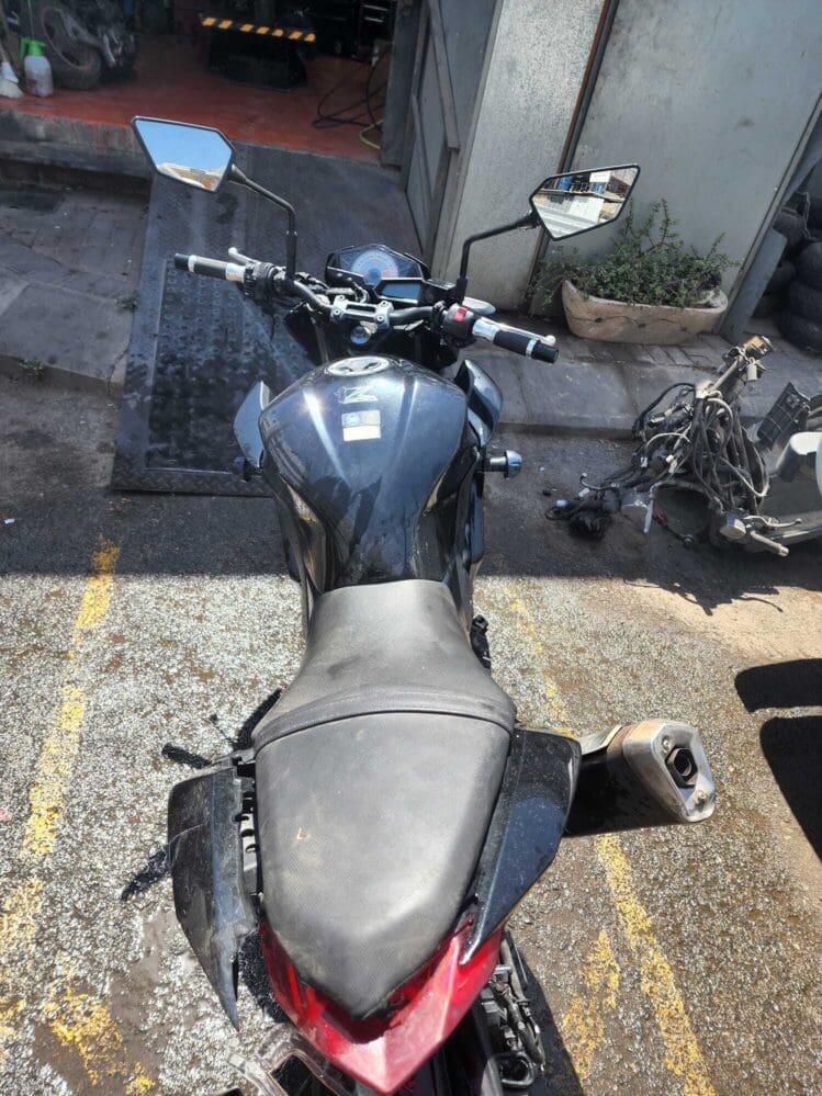 חלקים ל KAWASAKI z300