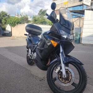 הונדה ואראדרו 1000