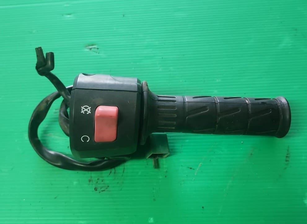 בית מתגים ימין קוואסאקי Z250sl