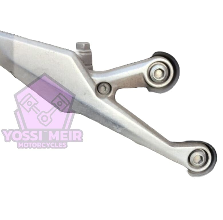 תושבת רגלית רוכב ימין CBR500R