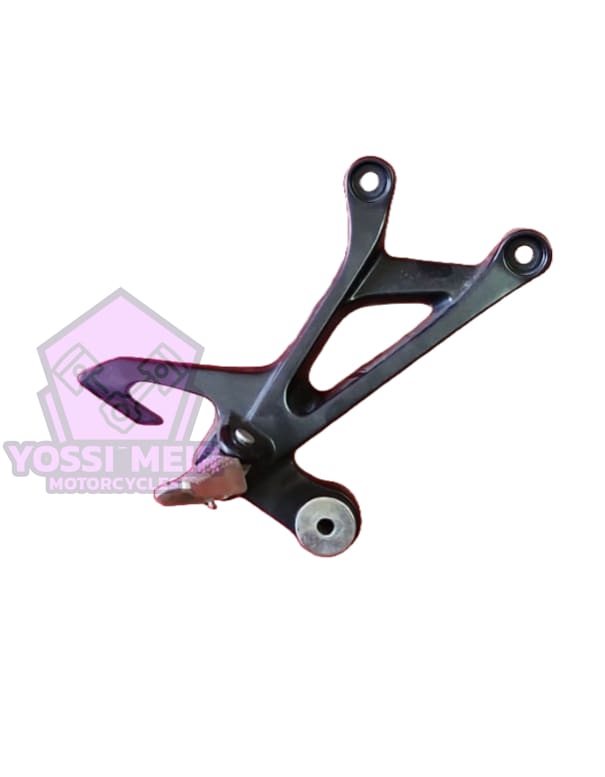 תושבת רגלית מורכב ימין סוזוקי GSX250R