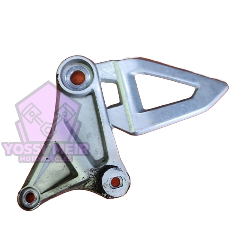 תושבת רגלית רוכב ימין הונדה CB125R