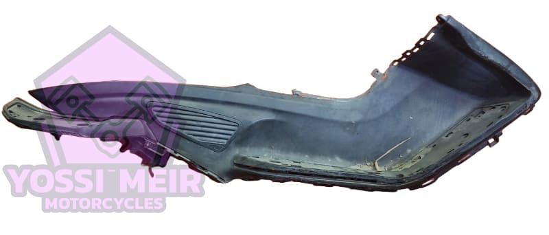 מגן ברכיים ימין סוזוקי בורגמן 650