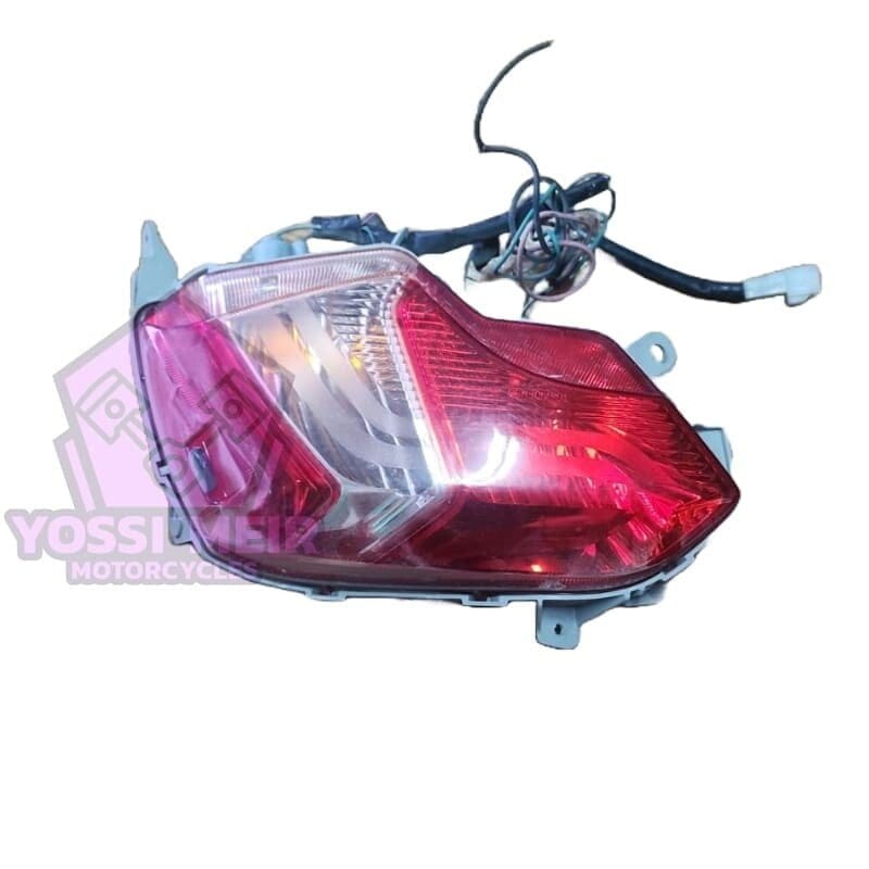 פנס אחורי שמאל סוזוקי בורגמן 650