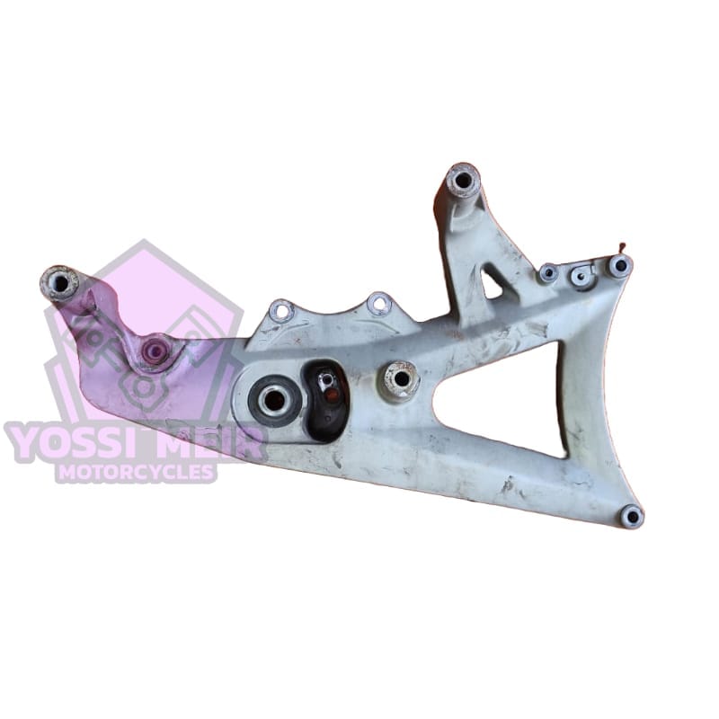 תושבת אגזוז ימאהה XMAX 125