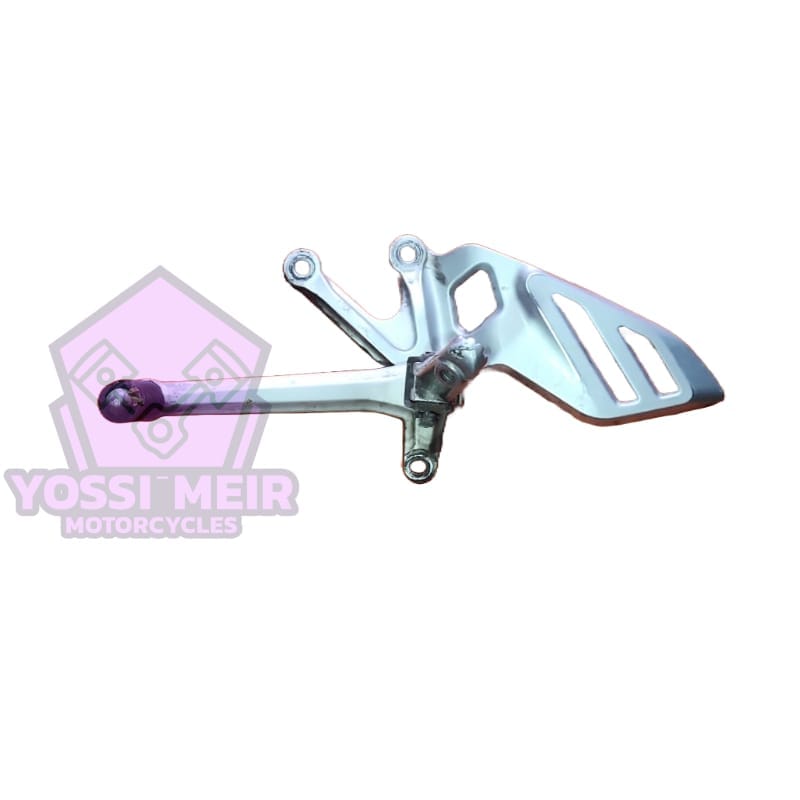 תושבת רגלית רוכב שמאל ימאהה YZF125R