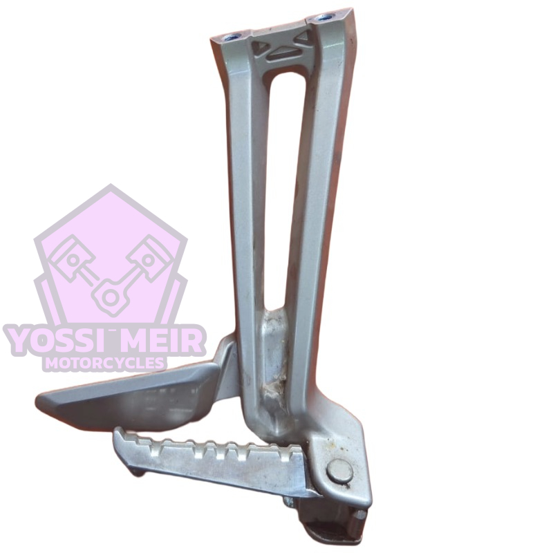 תושבת רגלית מורכב ימין ימאהה YZF125R 2018